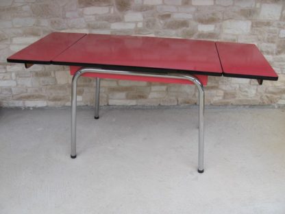 table formica rouge